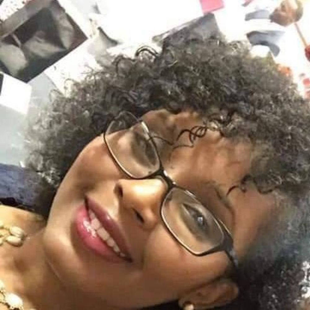 Meet your Posher, Jaurie